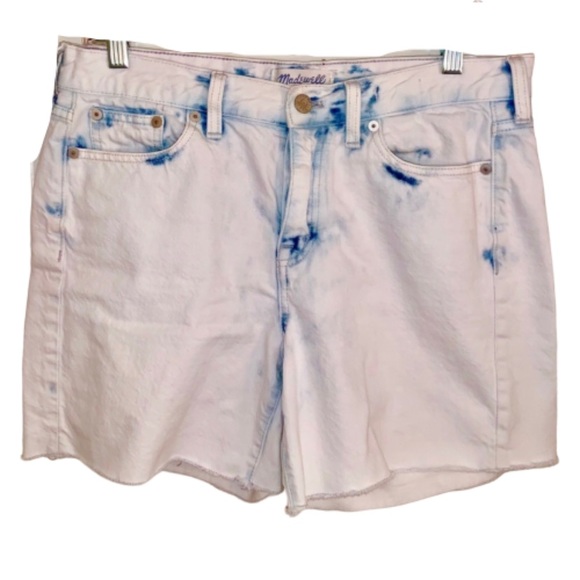 Madewell Pants - Madewell high waisted acid wash jean shorts